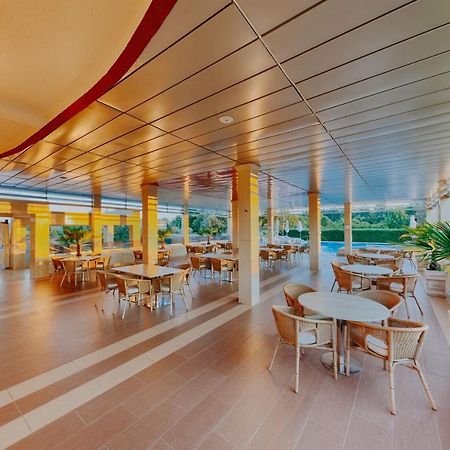 Hotel Lion ウルツィニ エクステリア 写真