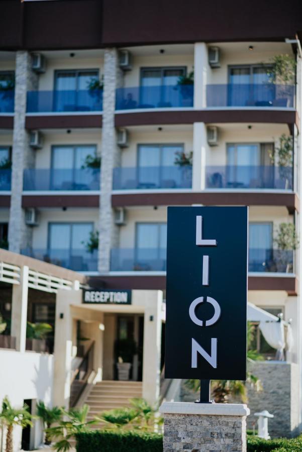 Hotel Lion ウルツィニ エクステリア 写真
