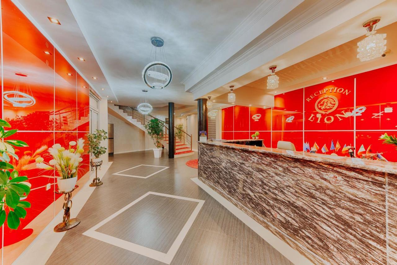 Hotel Lion ウルツィニ エクステリア 写真